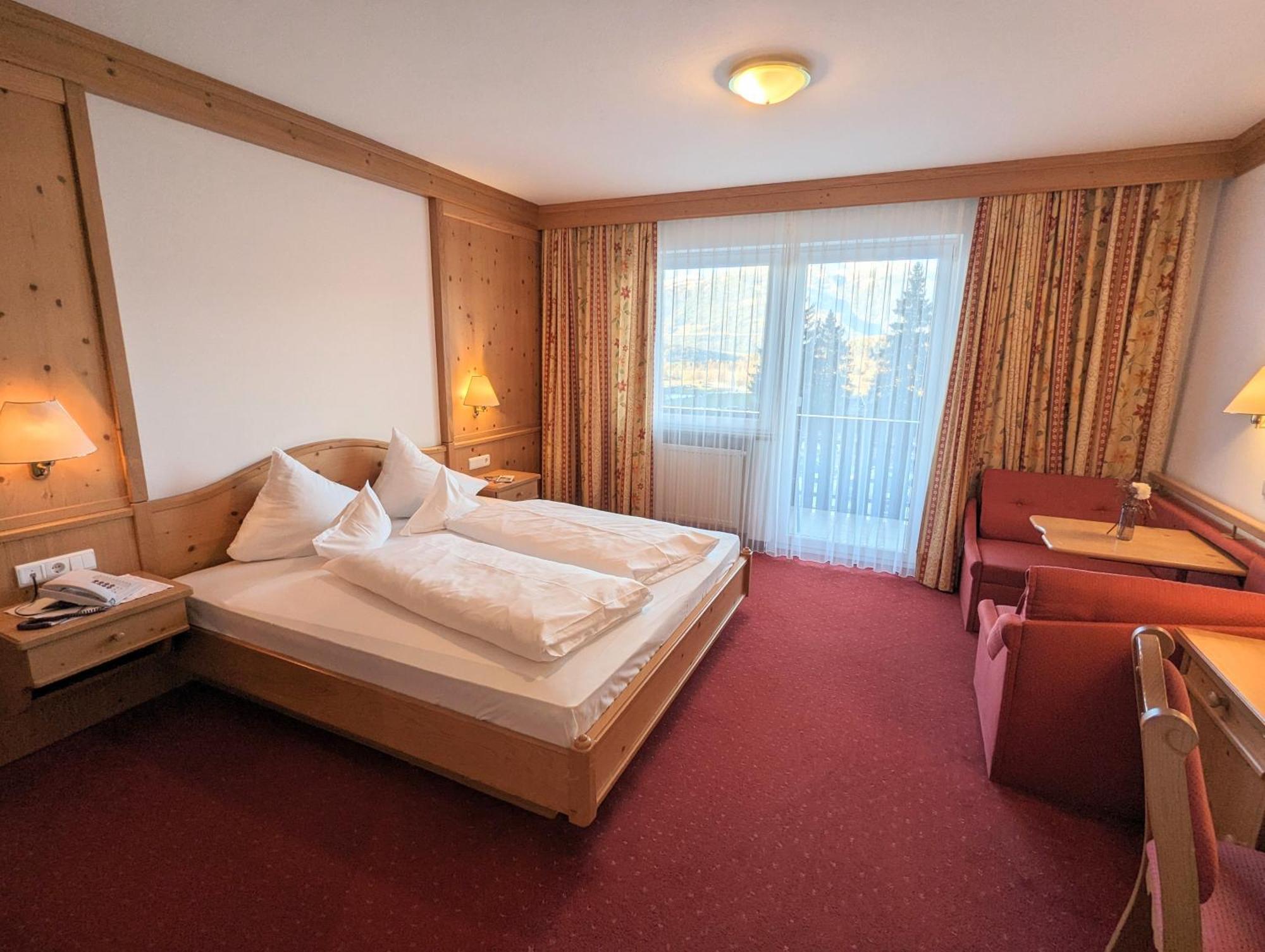 Hotel Heinz Бруніко Екстер'єр фото
